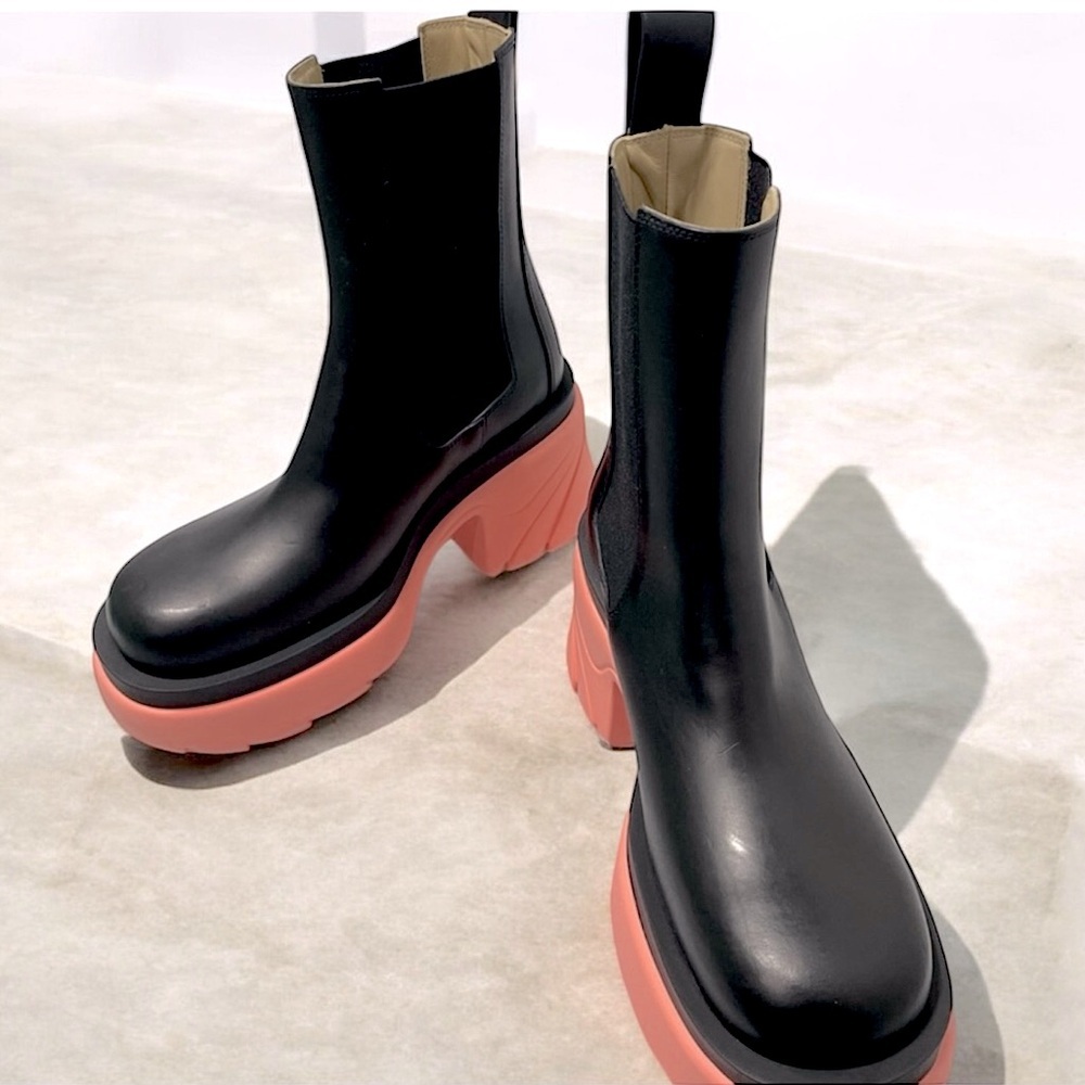 Bottega Veneta Flash Chelsea Boot (Women) - Picture 9 of 12